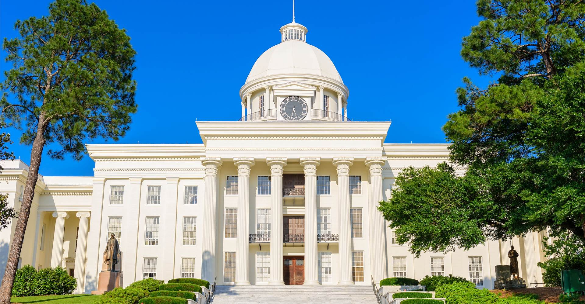 Picture of the state capitol